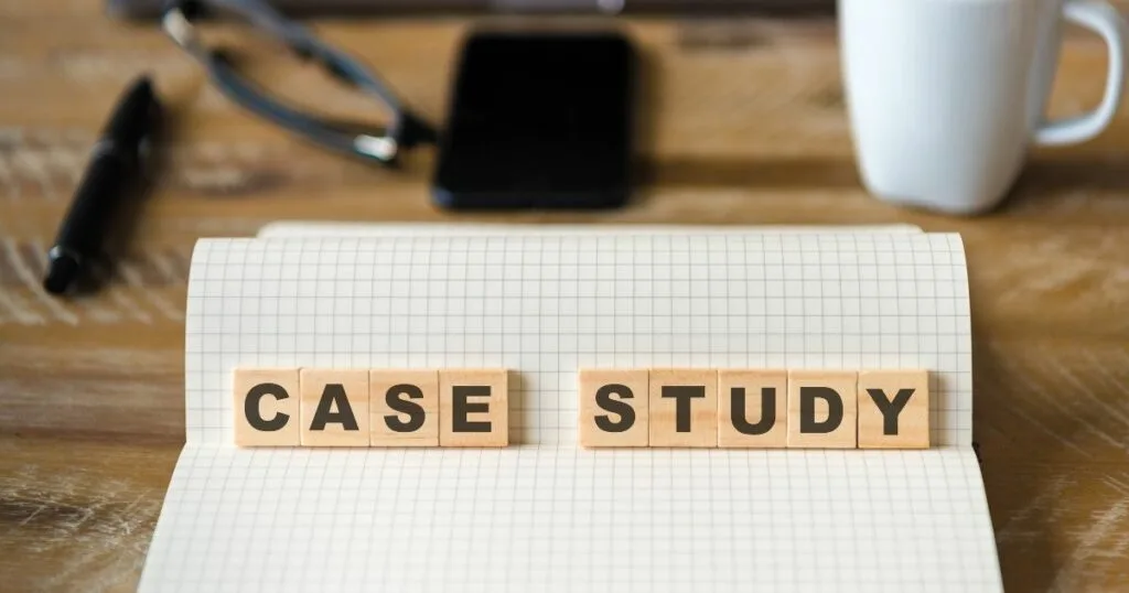 社内マーケティング　事例